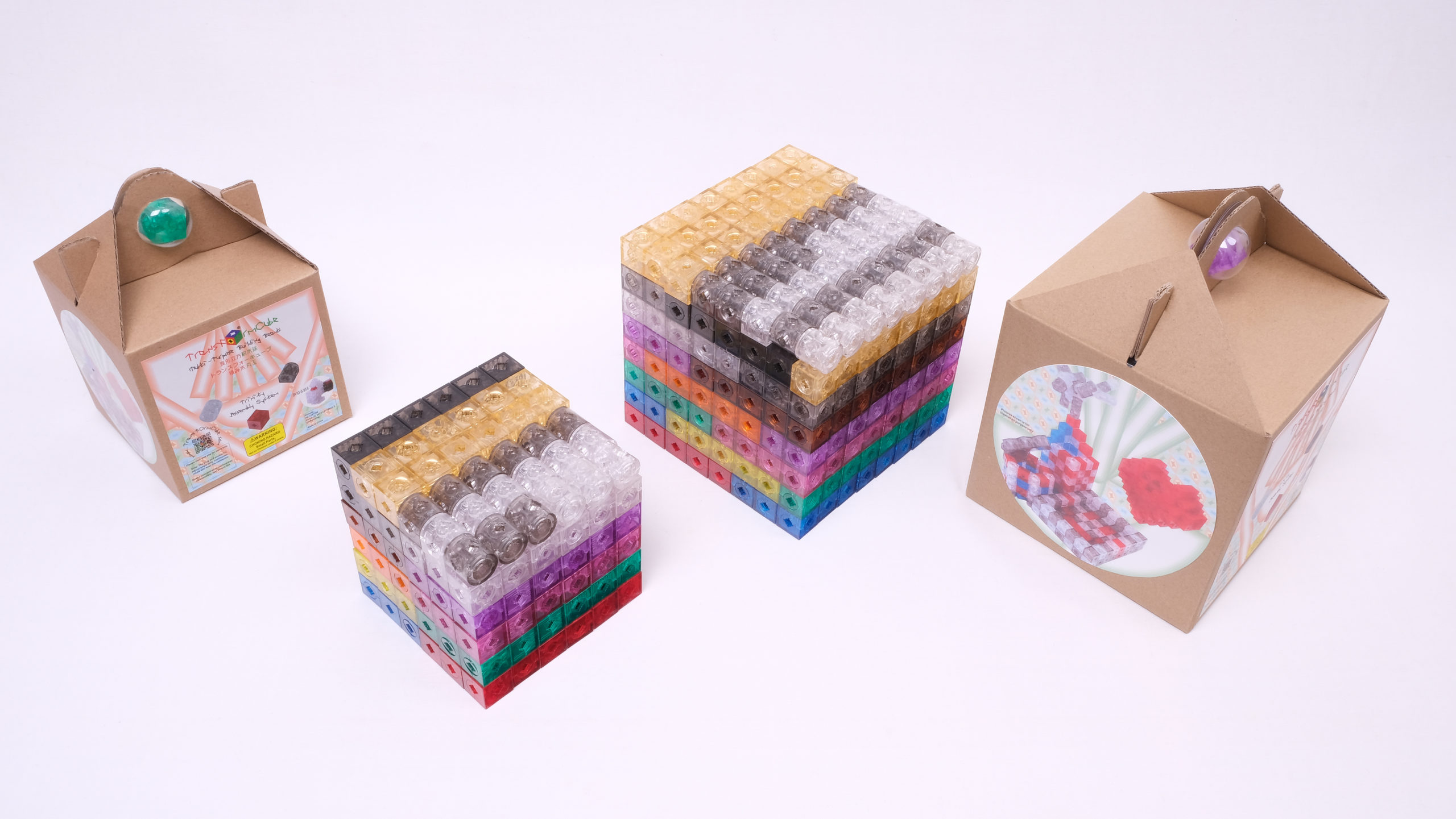 Compare packages of 216pcs and 512pcs building beads and content arrangement